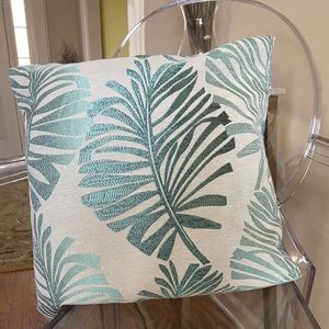 Accent pillow cover